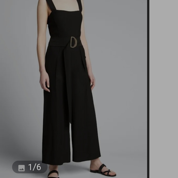 VINCE NWT BLACK CROPPED WOMEN'S JUMPSUIT